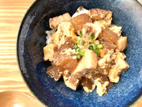 とうがん入りラフテー丼