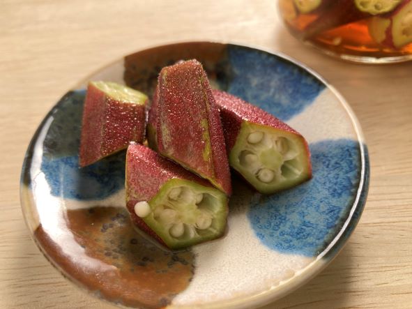 赤オクラの甘酢漬け