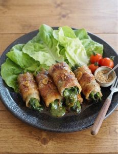 サラダ菜の豚バラ巻き